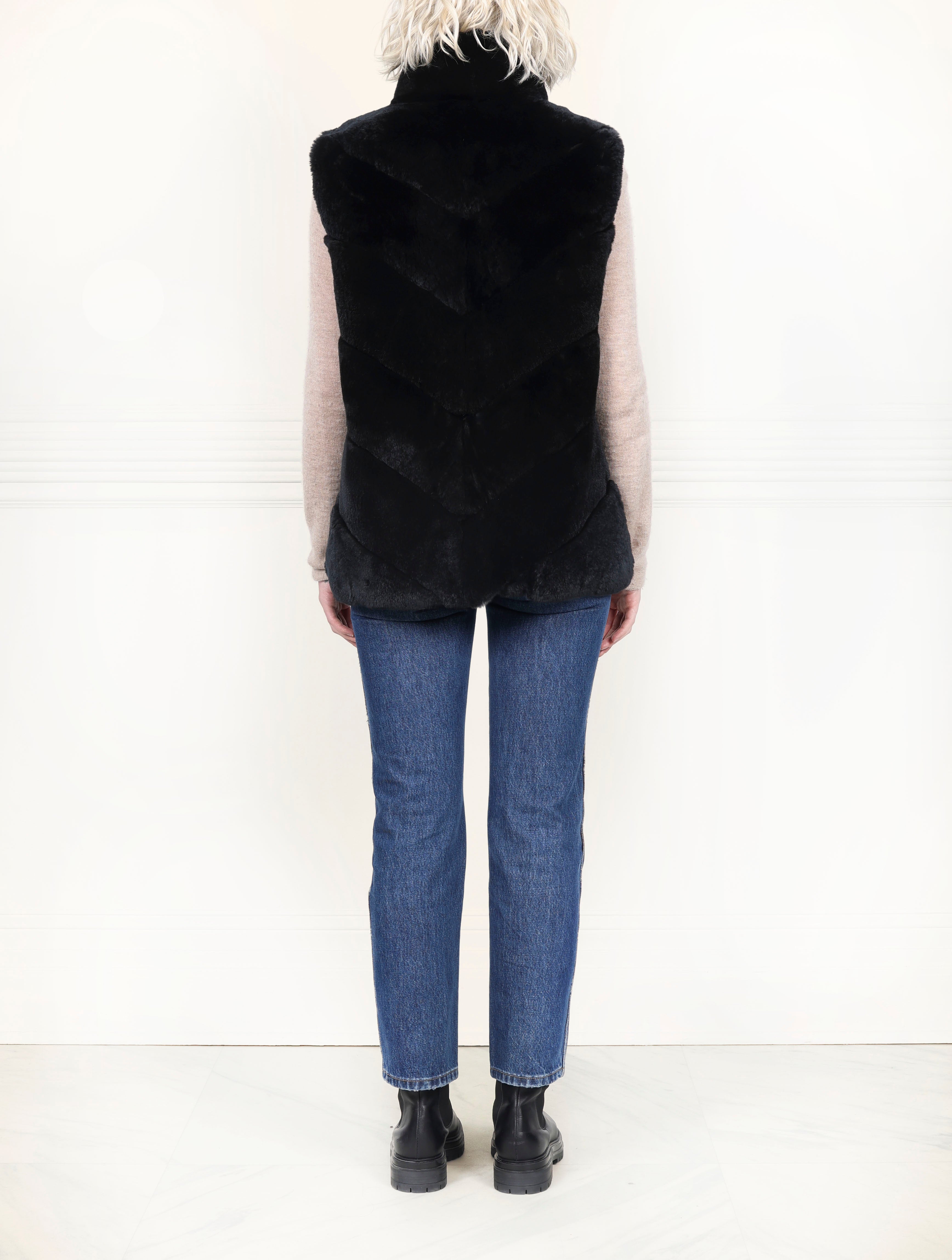 Rex Rabbit Diagonal Vest