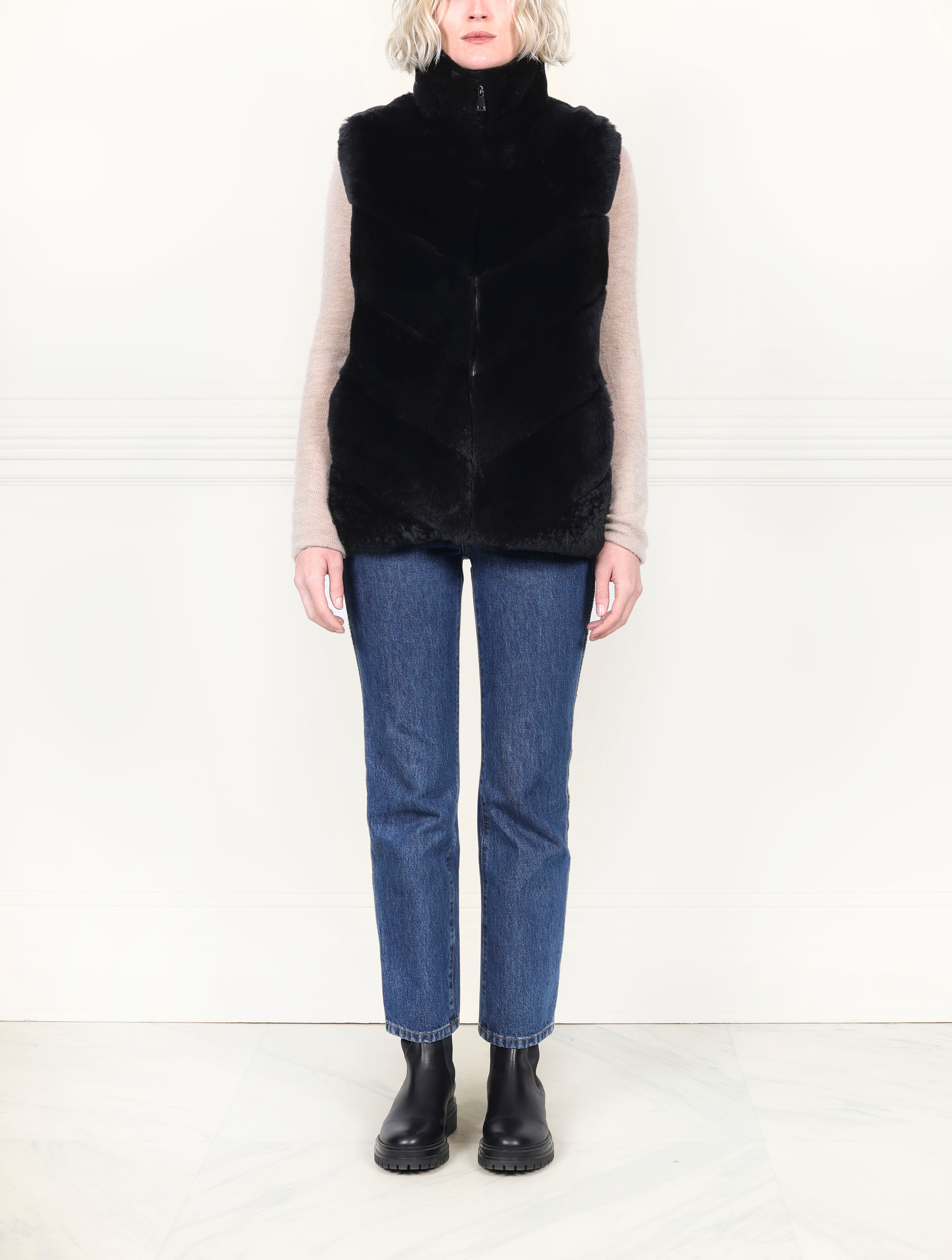 Rex Rabbit Diagonal Vest