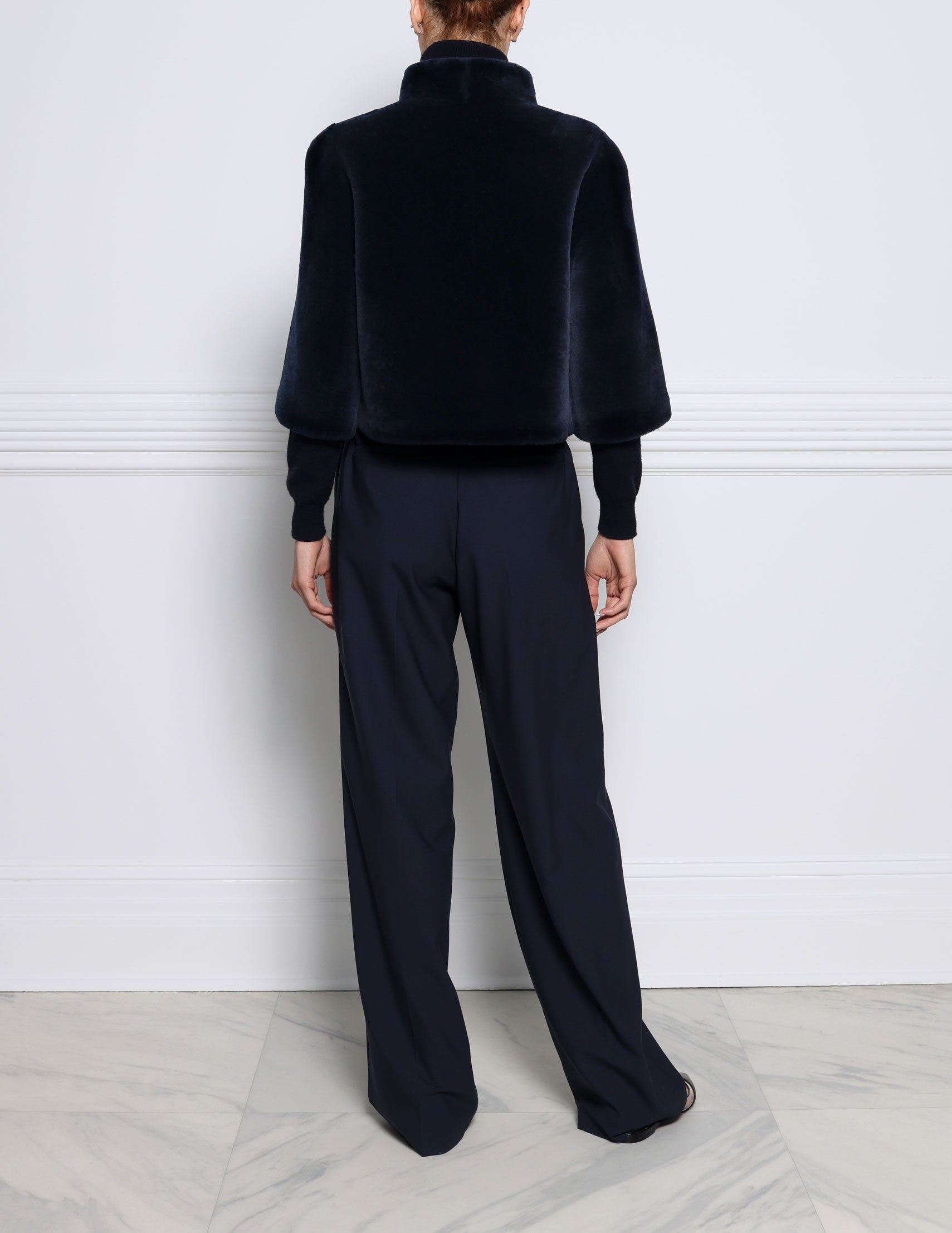 1502-NAVY-MERINO-SHEARLING-STAND-COLLAR-CROPPED-UNLINED-JACKET