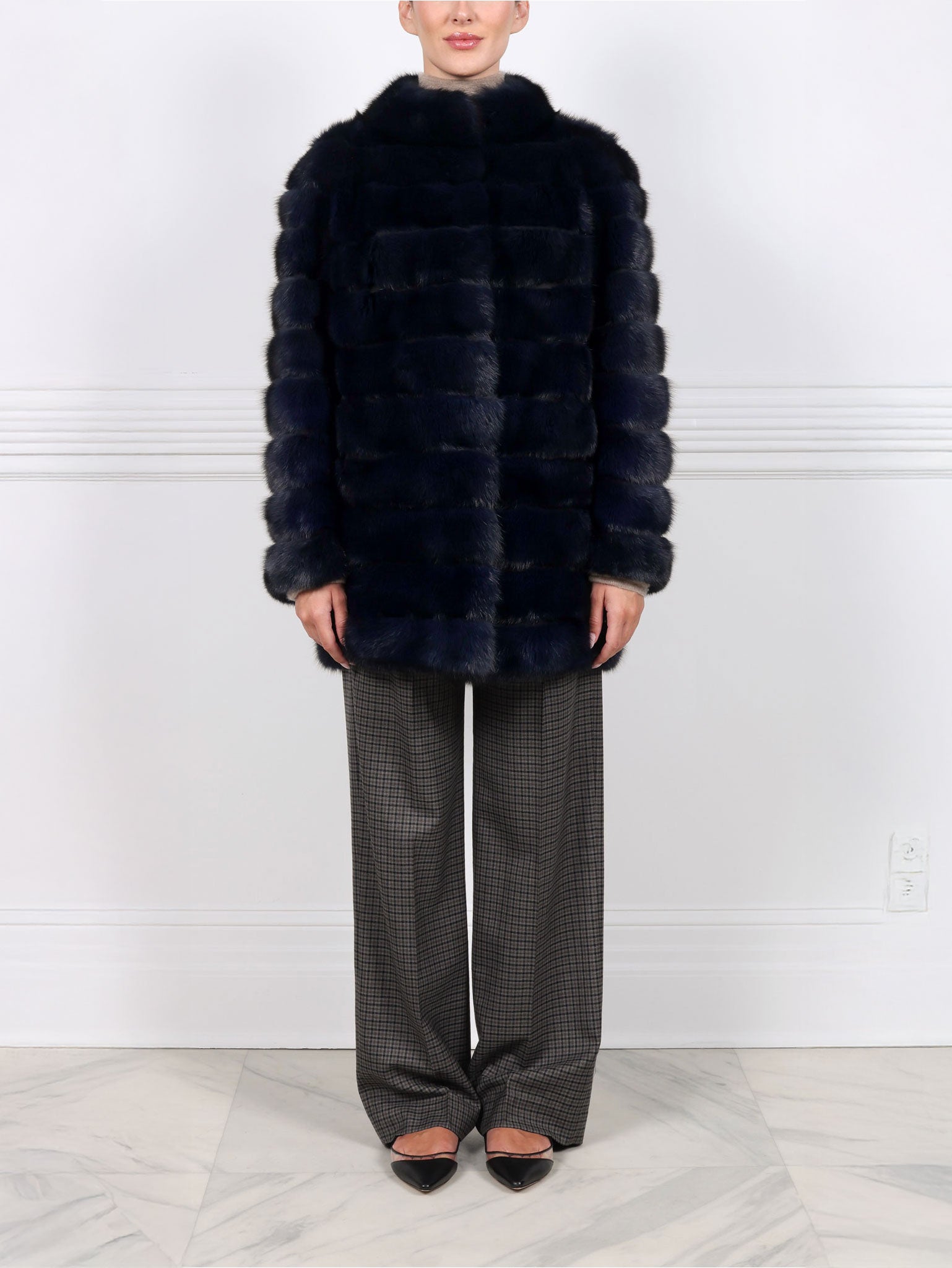 【threetimes】24fw Isabella fur coat Isabelle Heart Faux Fur Coat | francesca's®