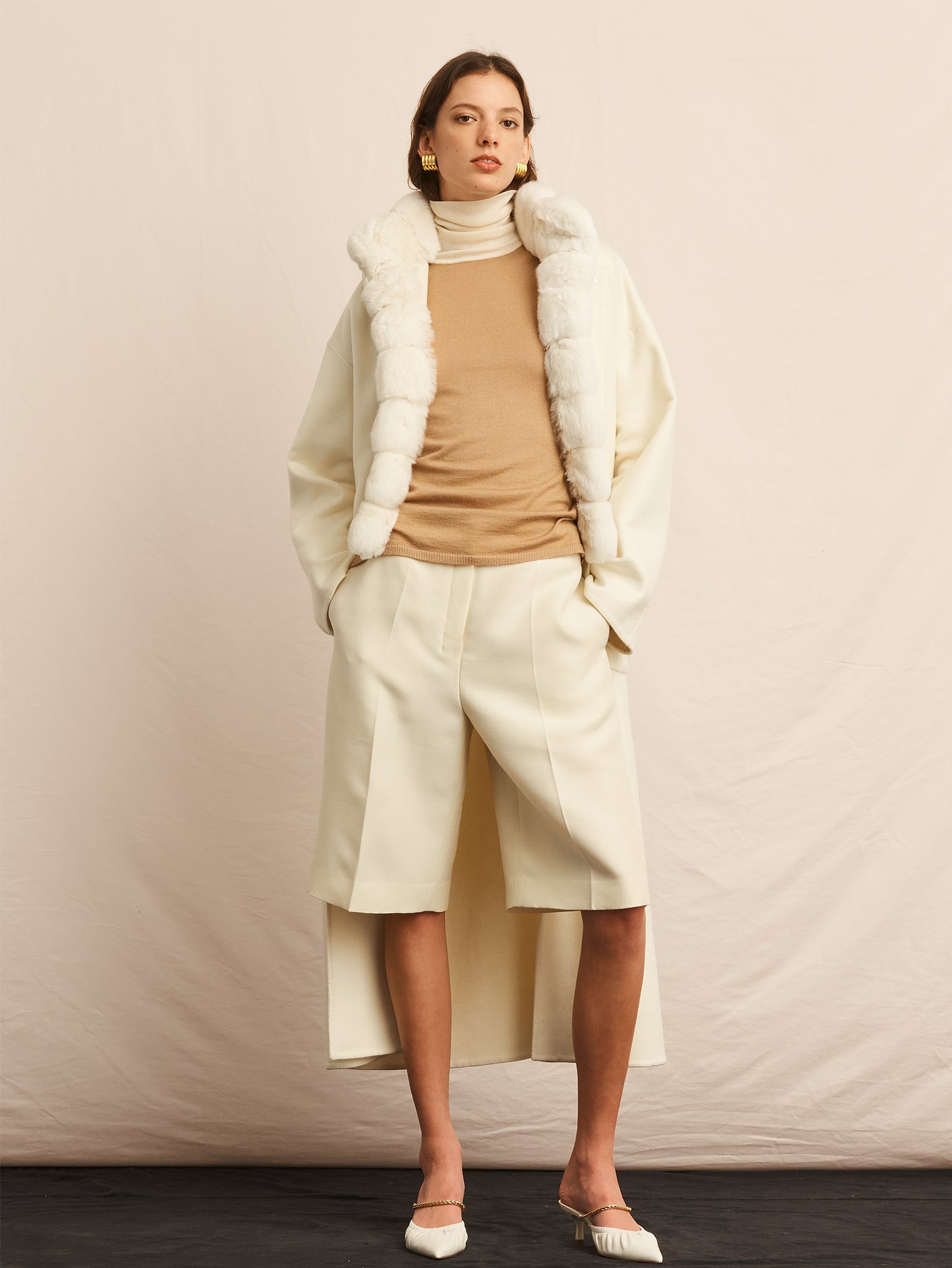 The Izzy White Cashmere Crew Neck Coat