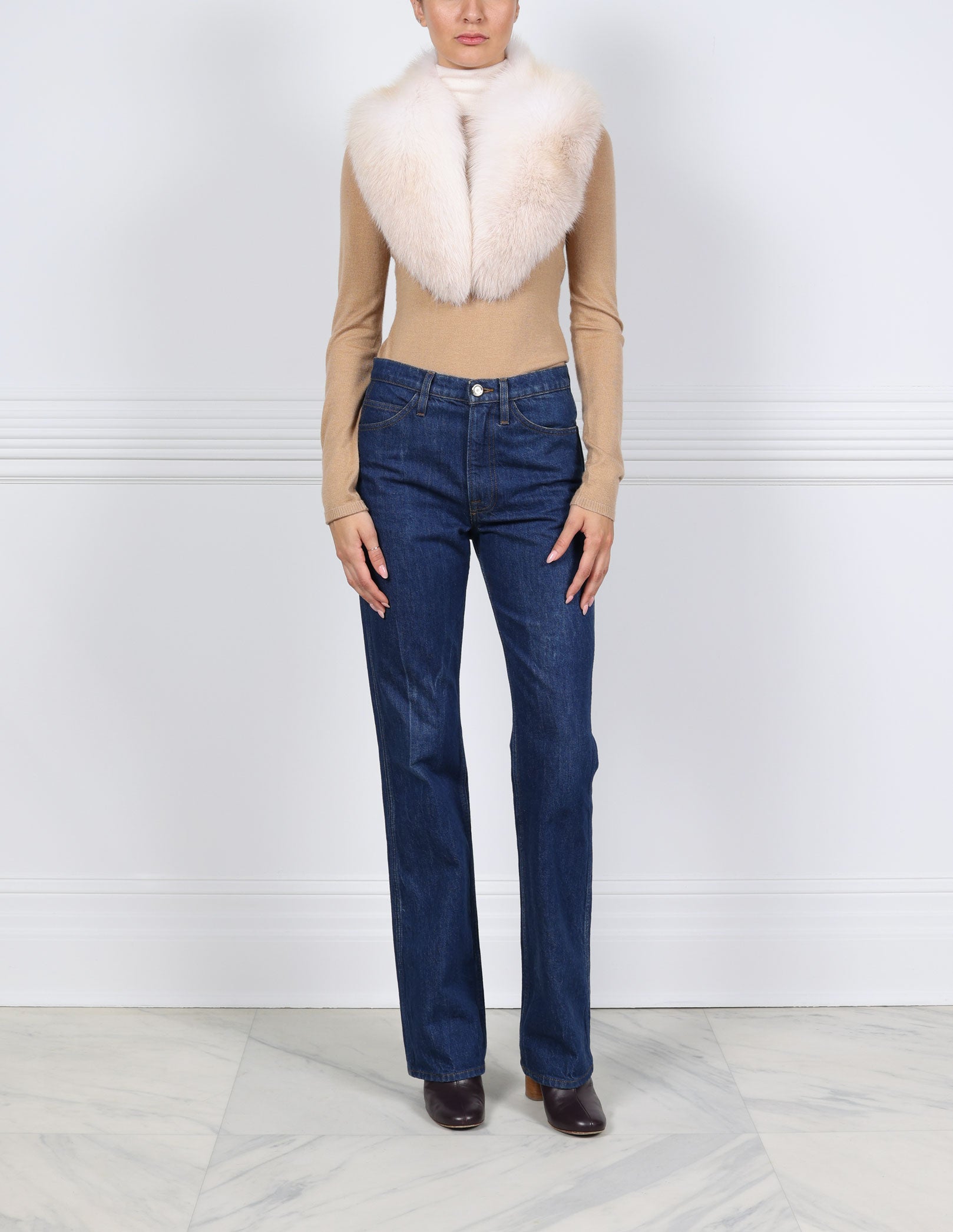 Dyed Silver Fox Fur Collar