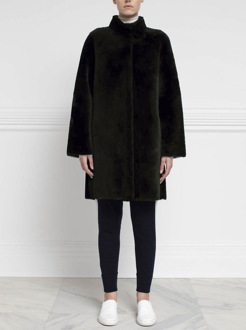 Shearling Fur Coat in Black
